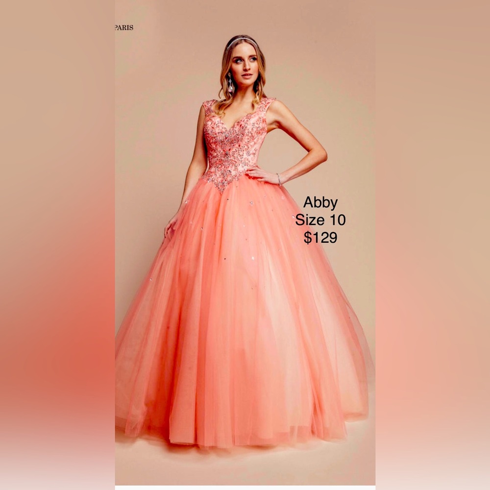 Prom gown. New with tags. Size 10